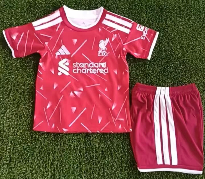 2026/27 Liverpool Home Kids Football Kit — image 1 of 1