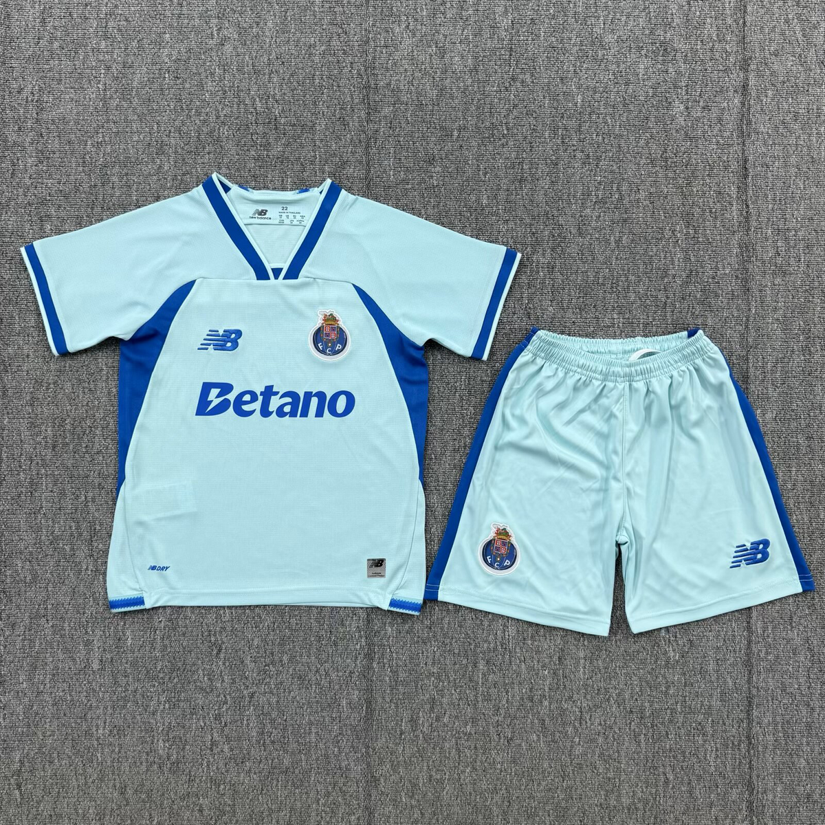2026/27 FC Porto Third Kids Football Kit — image 1 of 1