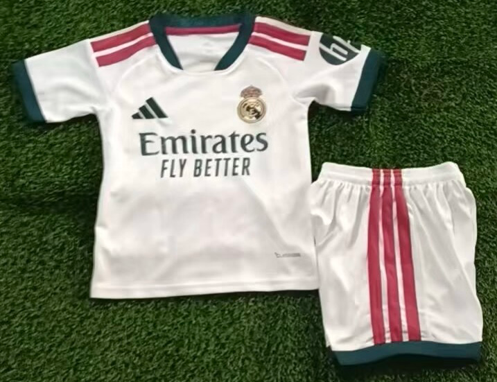 2026/27 Real Madrid Home Kids Football Kit — image 1 of 1